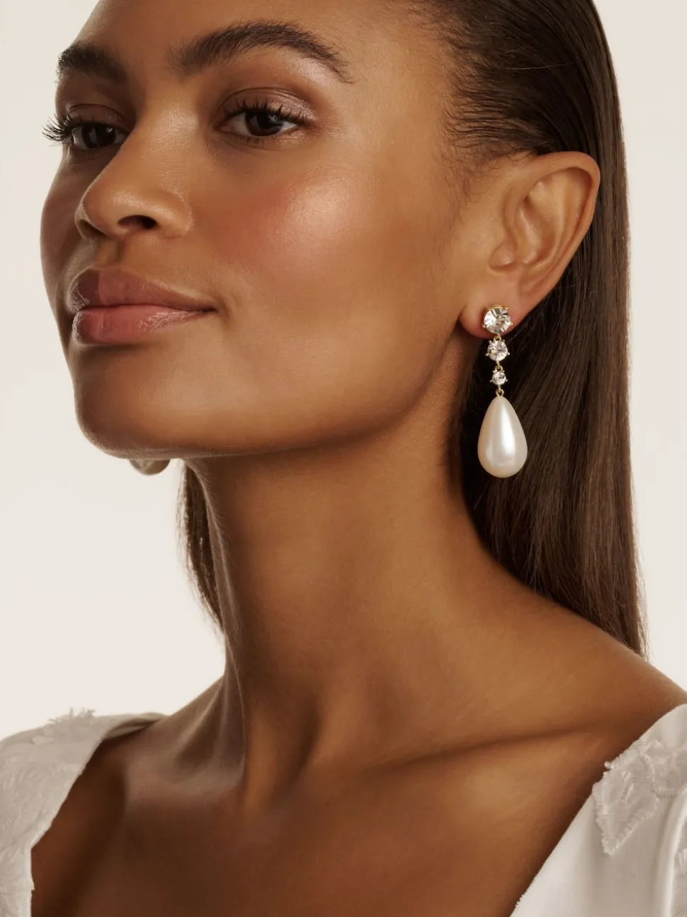 Ted Baker Pearsti : Pendants d'oreilles avec perles de cristal