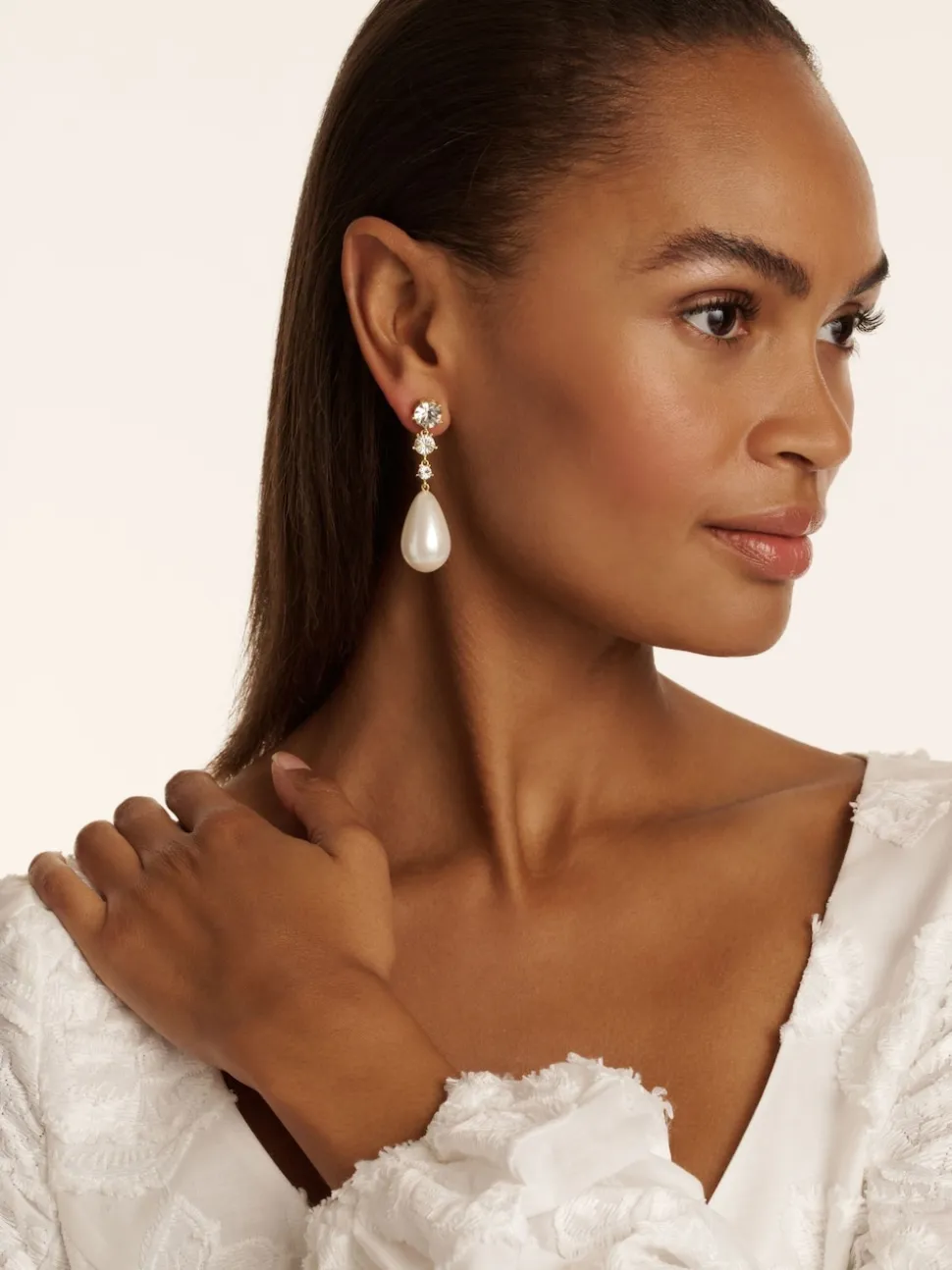 Ted Baker Pearsti : Pendants d'oreilles avec perles de cristal