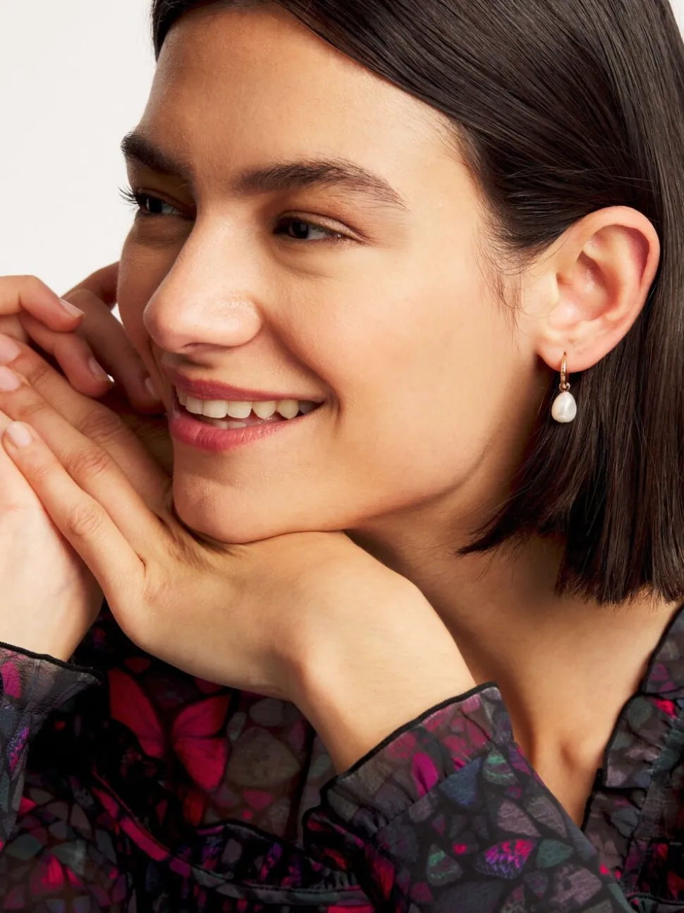 Ted Baker PERIAA : Boucles d’oreilles Huggie en perles