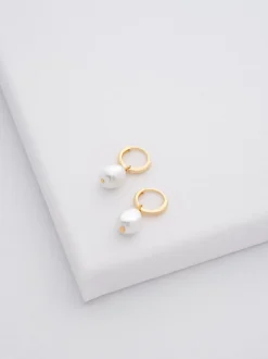 Ted Baker PERIAA : Boucles d’oreilles Huggie en perles