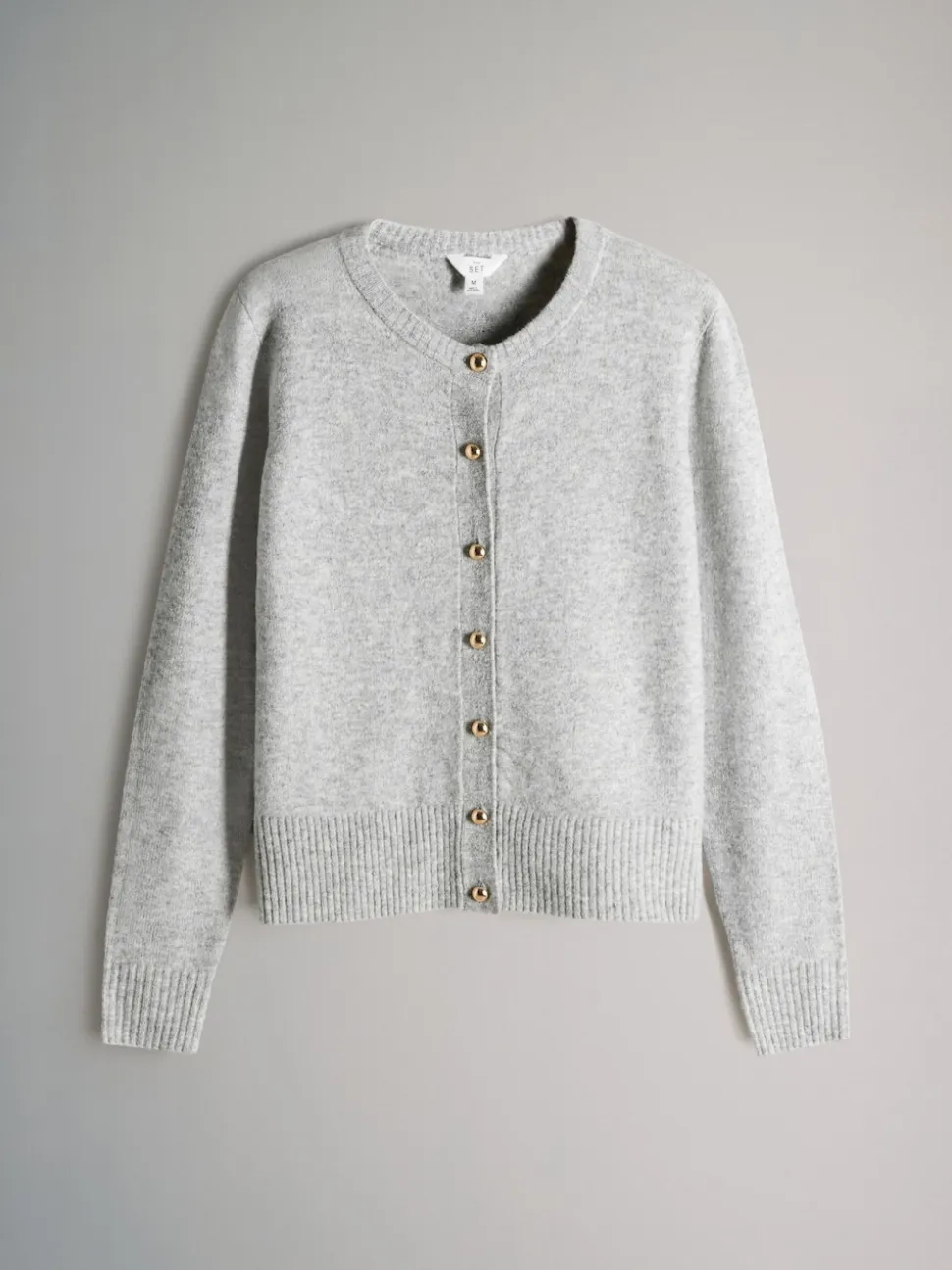 The Set lot de 2 Cardigans en maille à boutons Or avec laine