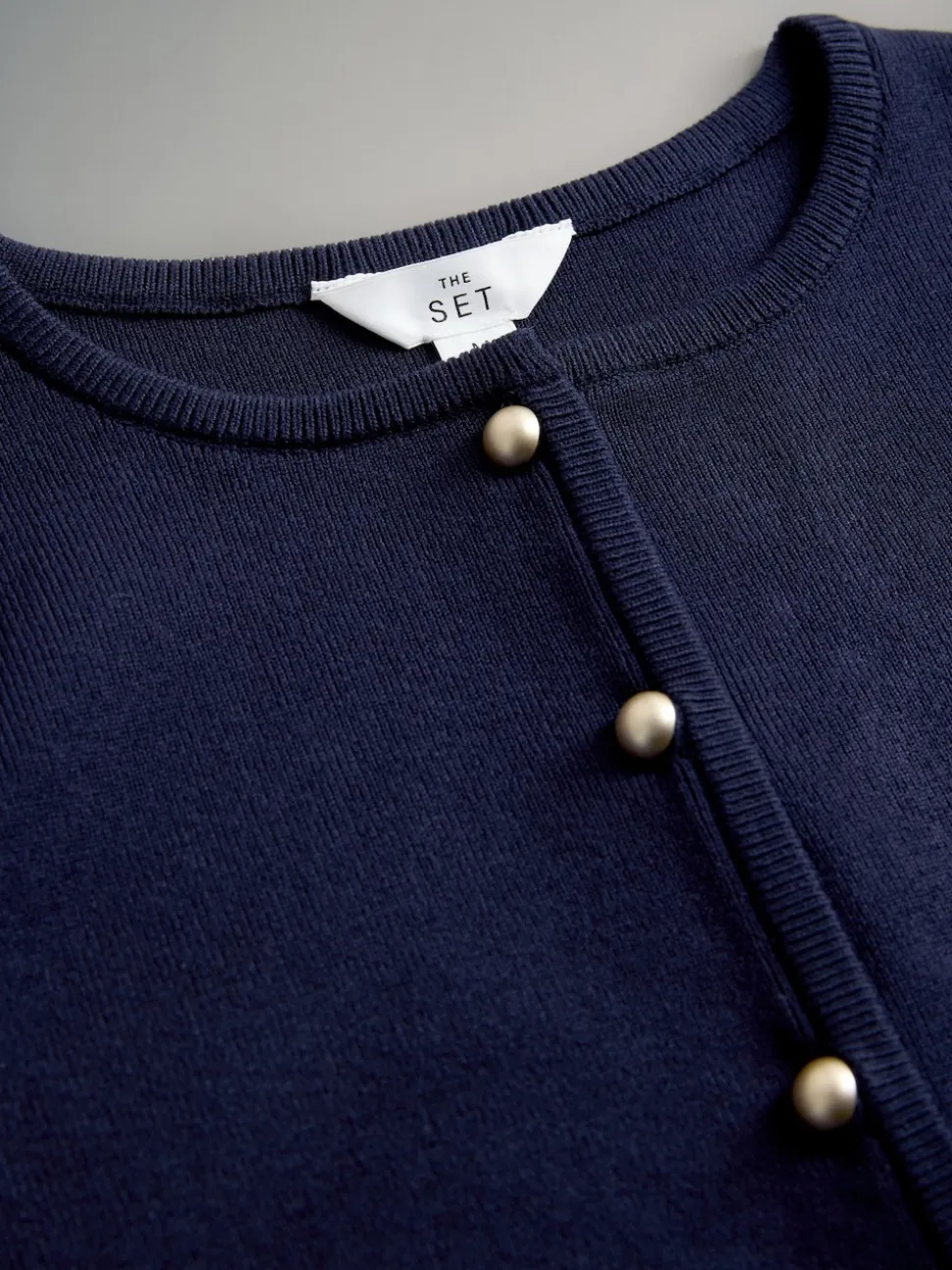 The Set lot de 2 gilets en maille Or à boutons