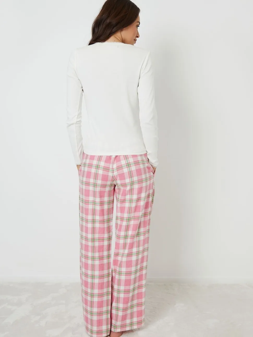 Threadbare ensemble de pyjamas à carreaux, manches longues et col rond