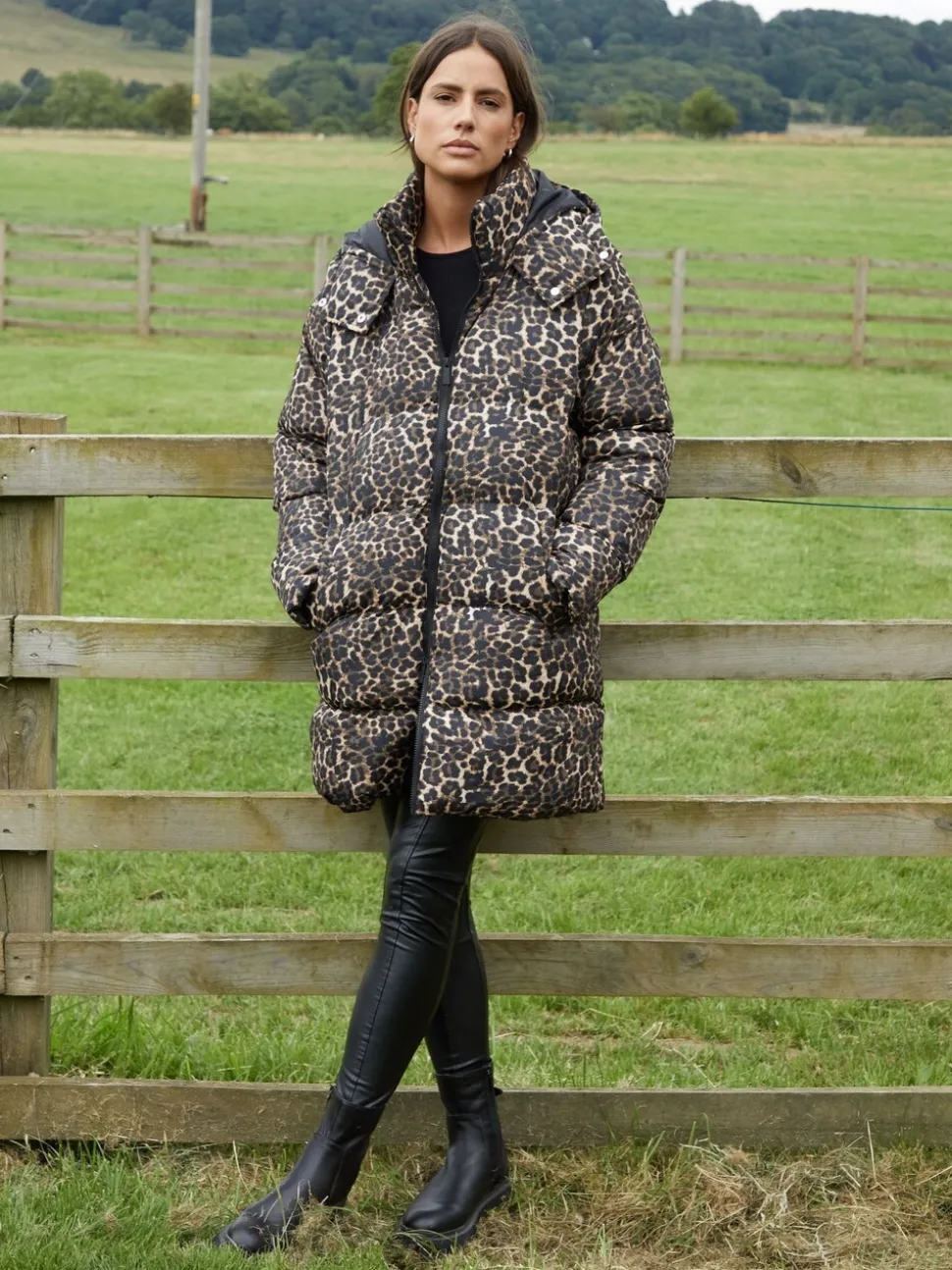 Threadbare Leopard Imprimé À capuche Puffer Coat