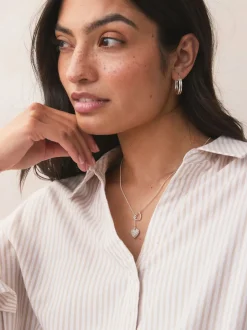 Tonalité argentée - Collier Lariat à fil cœur