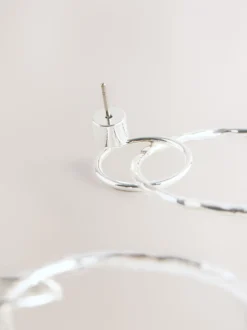 Tonalité argentée - Pendants d'oreilles cercle