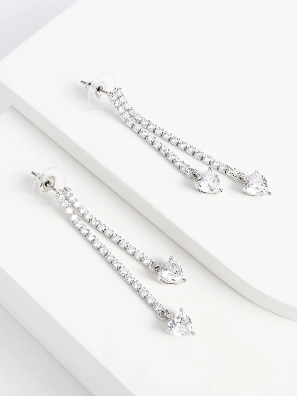 Tonalité argentée - Pendants d'oreilles cristaux