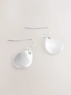 Tonalité argentée - Pendants d'oreilles pétales