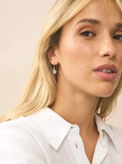Tonalité d'or - Boucles d’oreilles gouttes pétales scintillantes