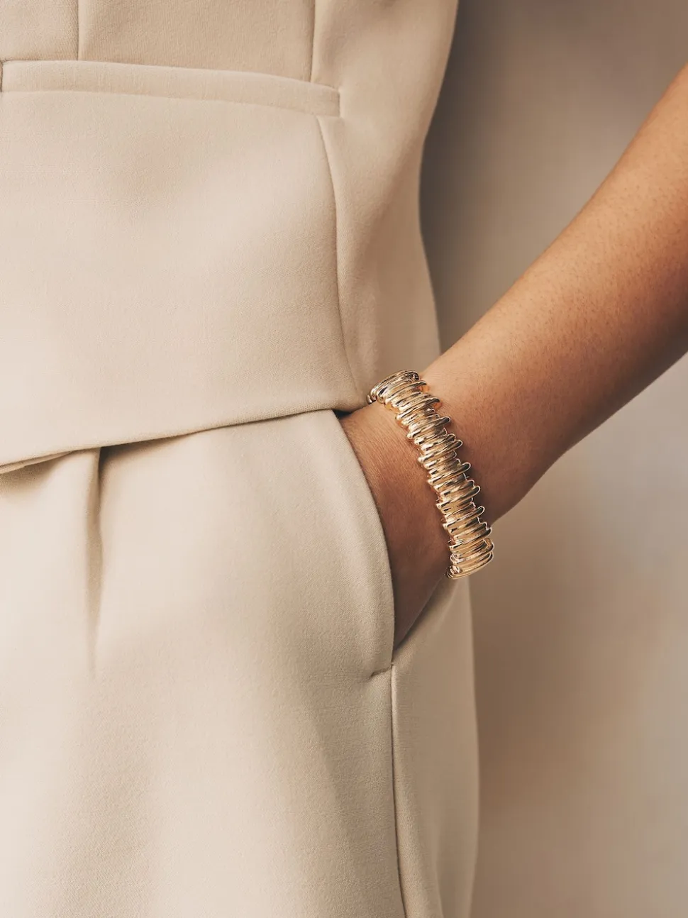 Tonalité d'or - Bracelet extensible à crêtes
