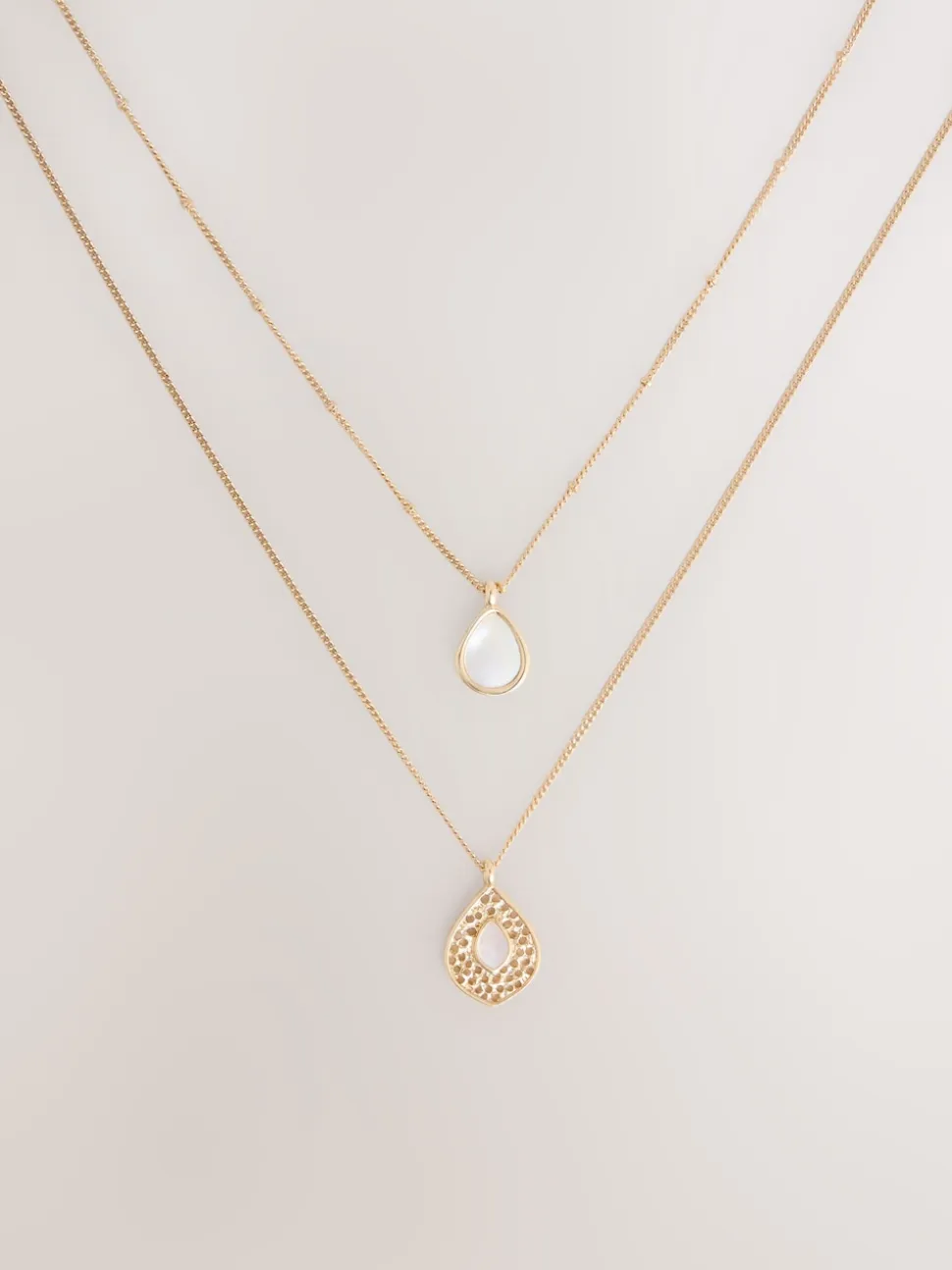 Tonalité d'or - Collier Beige Sable superposé