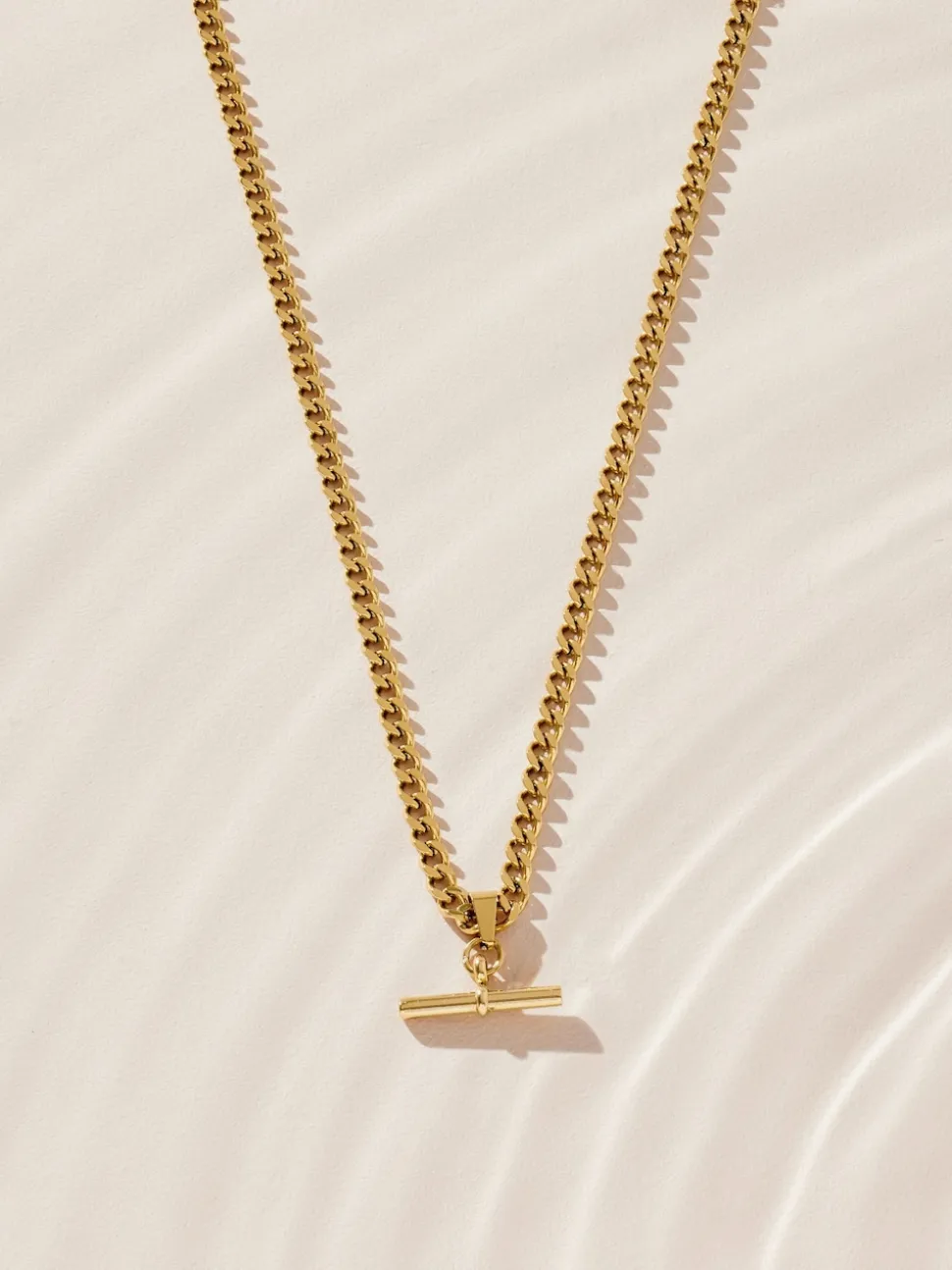 Tonalité d'or - Collier en acier inoxydable avec barre en T