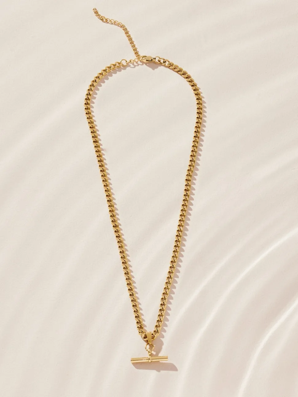 Tonalité d'or - Collier en acier inoxydable avec barre en T