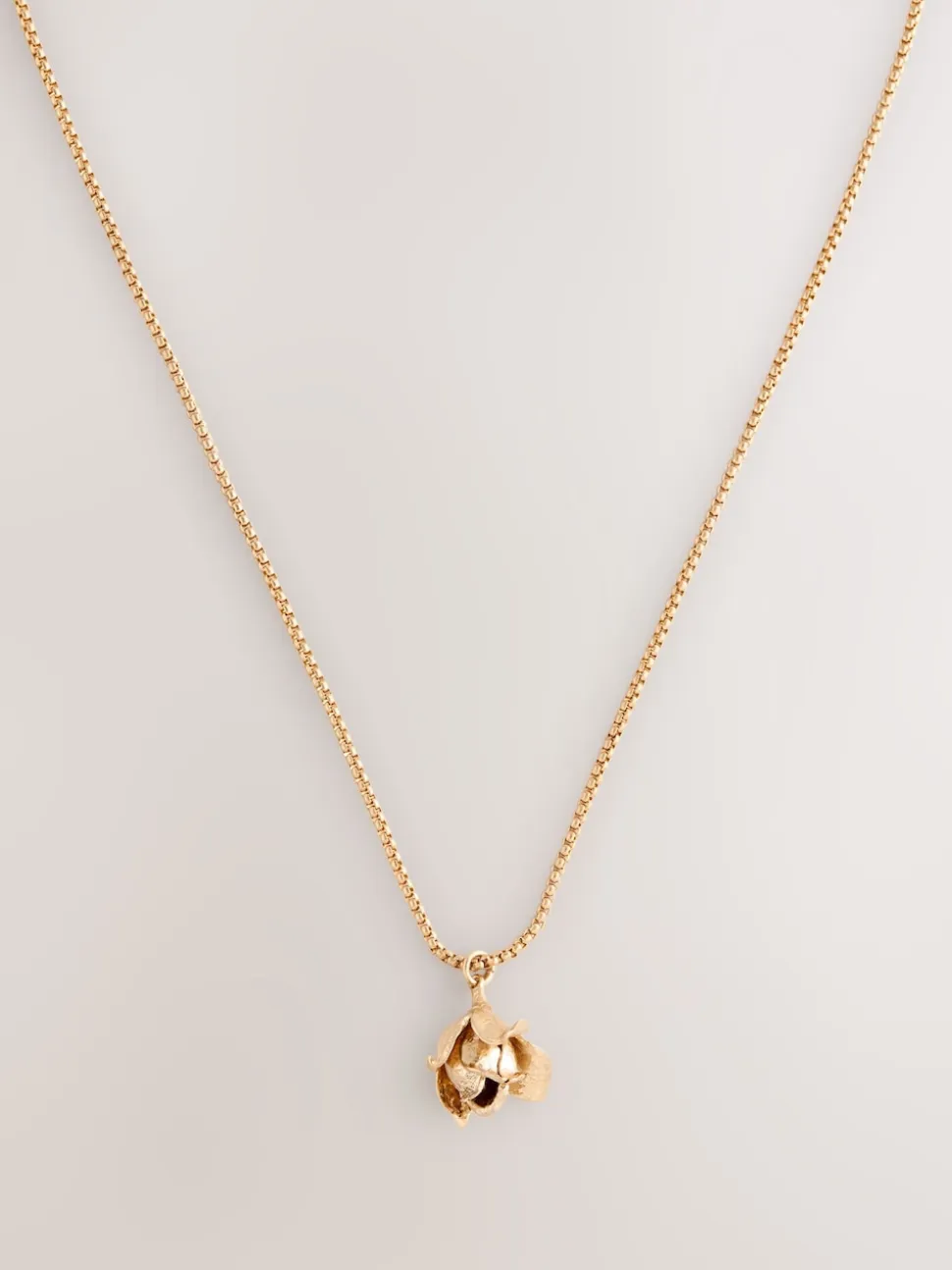 Tonalité d'or - Collier long à fleurs