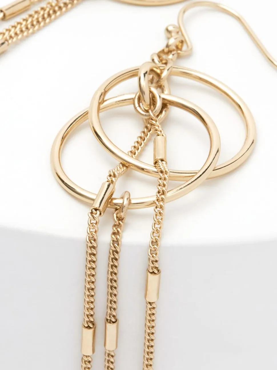 Tonalité d'or - Pendants d'oreilles chaîne et cercle