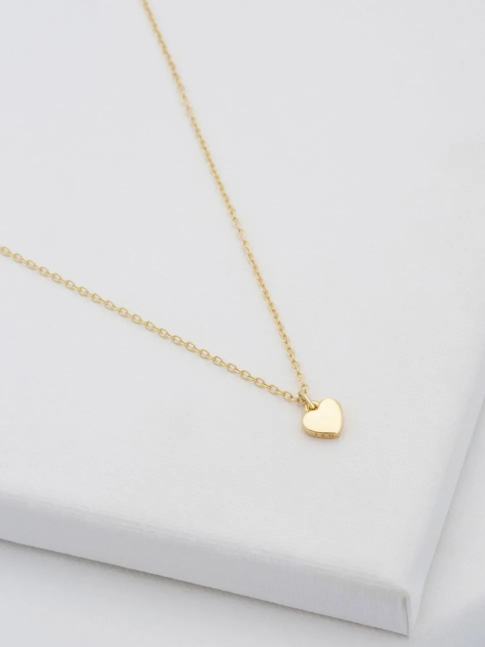 Tonalité d'or - Ted Baker HARA : Collier avec pendentif petit cœur