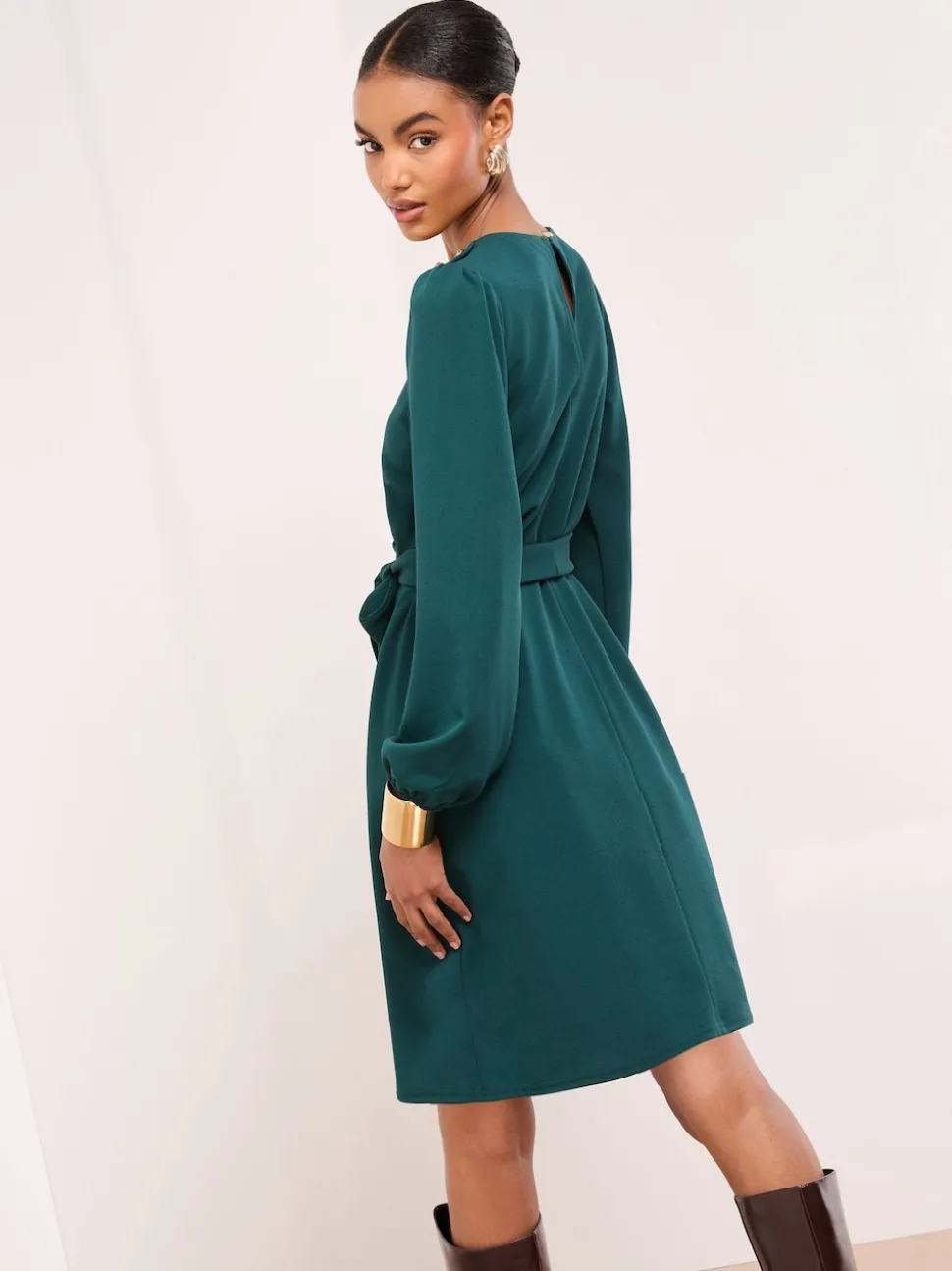 Vert - Lipsy Mini robe droite à manches longues à boutons militaires