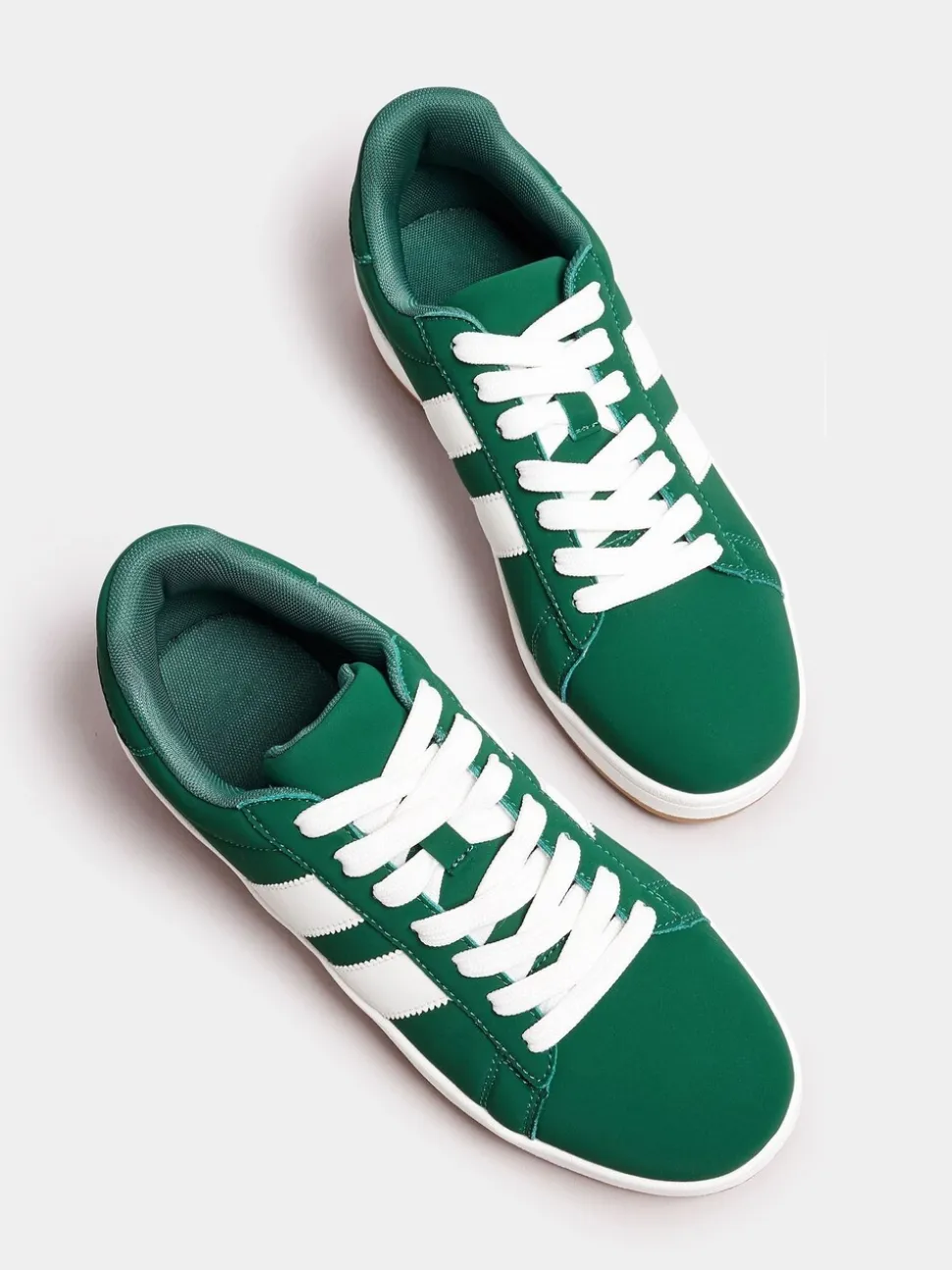 Vert - Yours Curve Coupe large Padded Skate Trainers