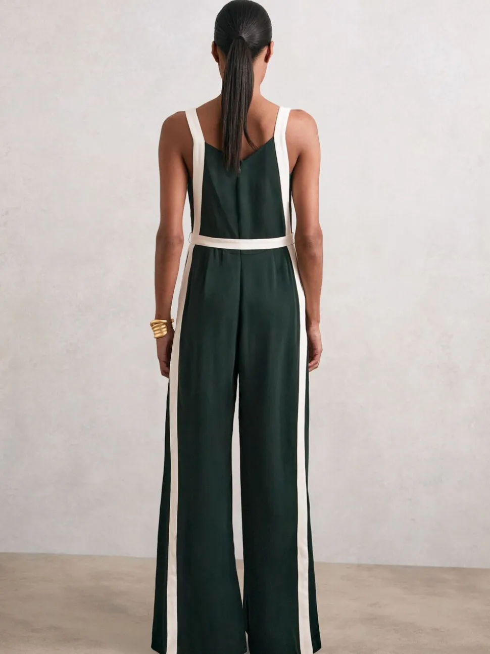 Vert foncé/crème - Combinaison Ceinturé Ample Reiss Salma Color-block
