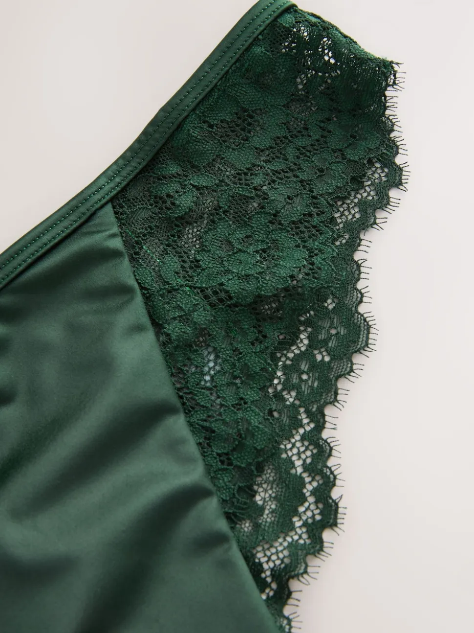Vert émeraude - Culotte en dentelle à dos nœud