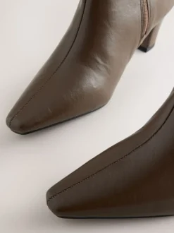 Vert olive - Bottes Forever Comfort® hauteur genou à talons incurvés