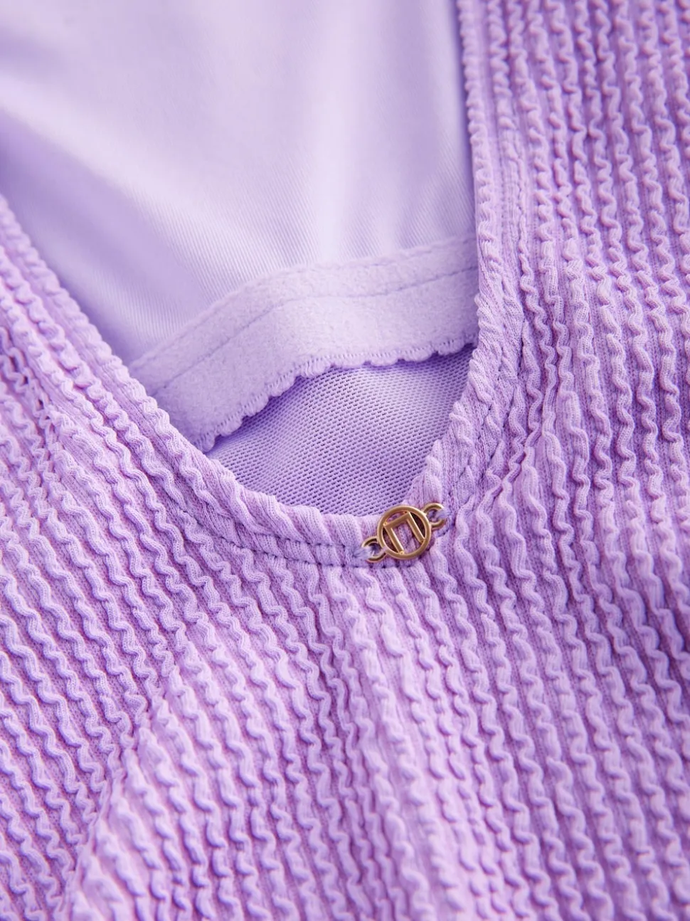 Violet lilas - Maillot de bain gainant à encolure dégagée