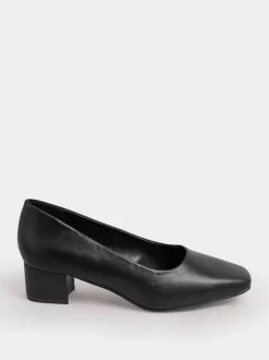 Yours Curve Chaussures de cour en similicuir à talon carré en taille EEE extra large