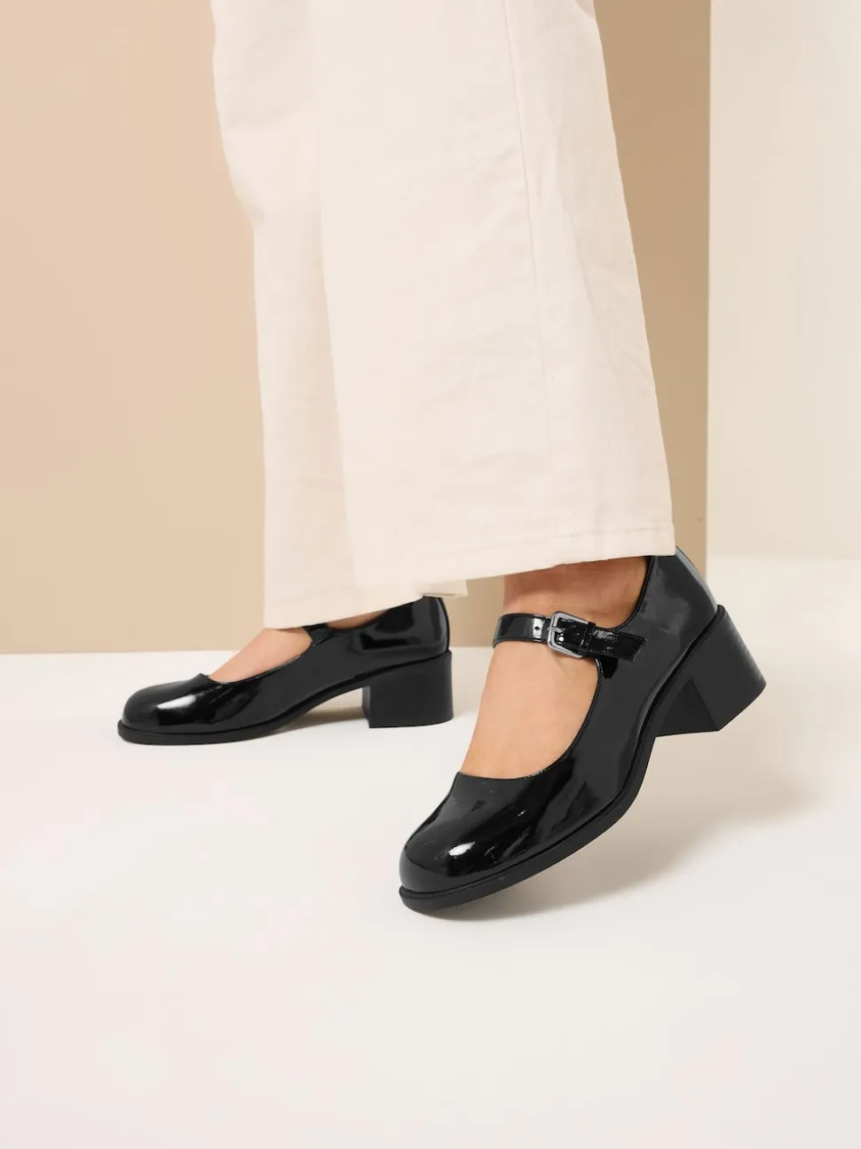 Yours Curve Chaussures Mary Jane vernies mi-hautes coupe extra large